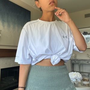 UNDER ARMOUR TEE SHIRT